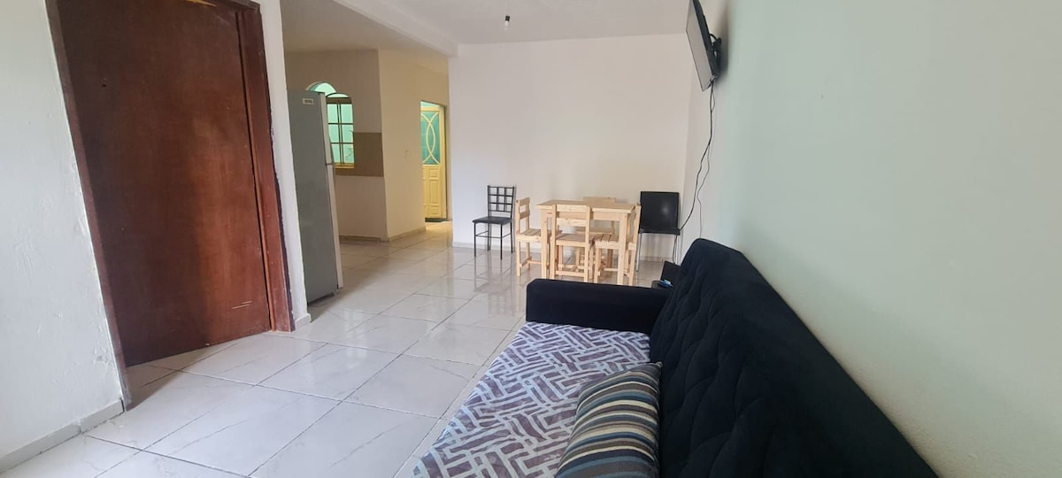 Anuncio de Airbnb popular: 7 house with garage and very spacious en Tonalá