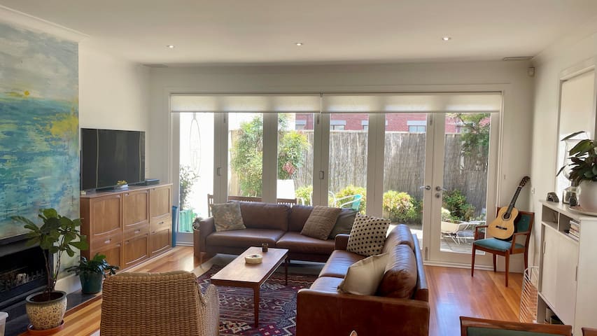 Modern house in prime location