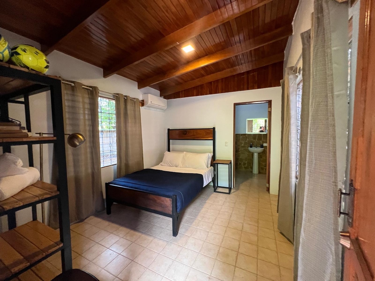 غرفة النوم 2