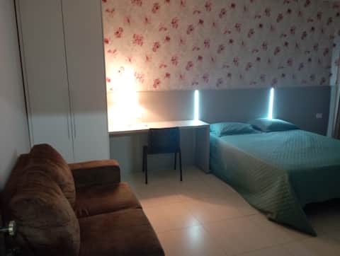 Apartment with air-conditioning and a barbecue grill