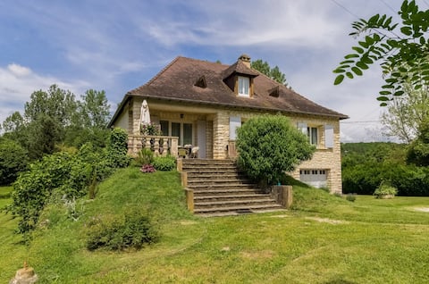 House in Les Eyzies