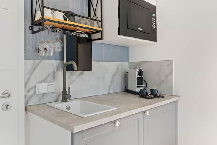 Premium Location! Cozy 2-3 Room Apartment +Balcony - Cologne