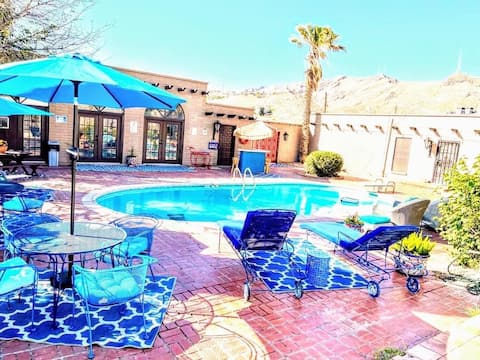 Resort Like Hacienda +Guest Casita! Pool/6 Rooms