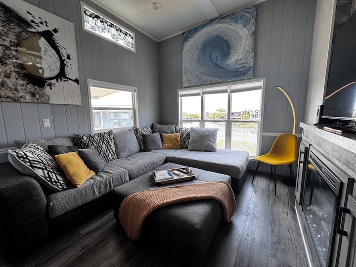Jen N John's Mini Mansion. - Sandbridge Beach, VA