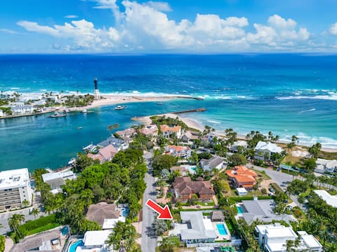 1-Min Walk to Beach • Heated Pool • Kid-Friendly