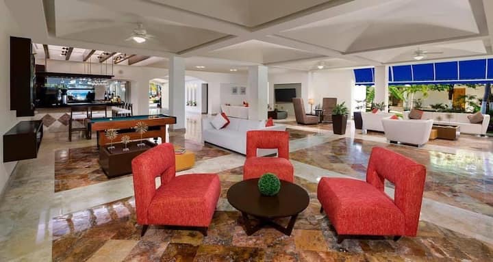 Cancun Beachfront 2 Double Beds Room - Cancún