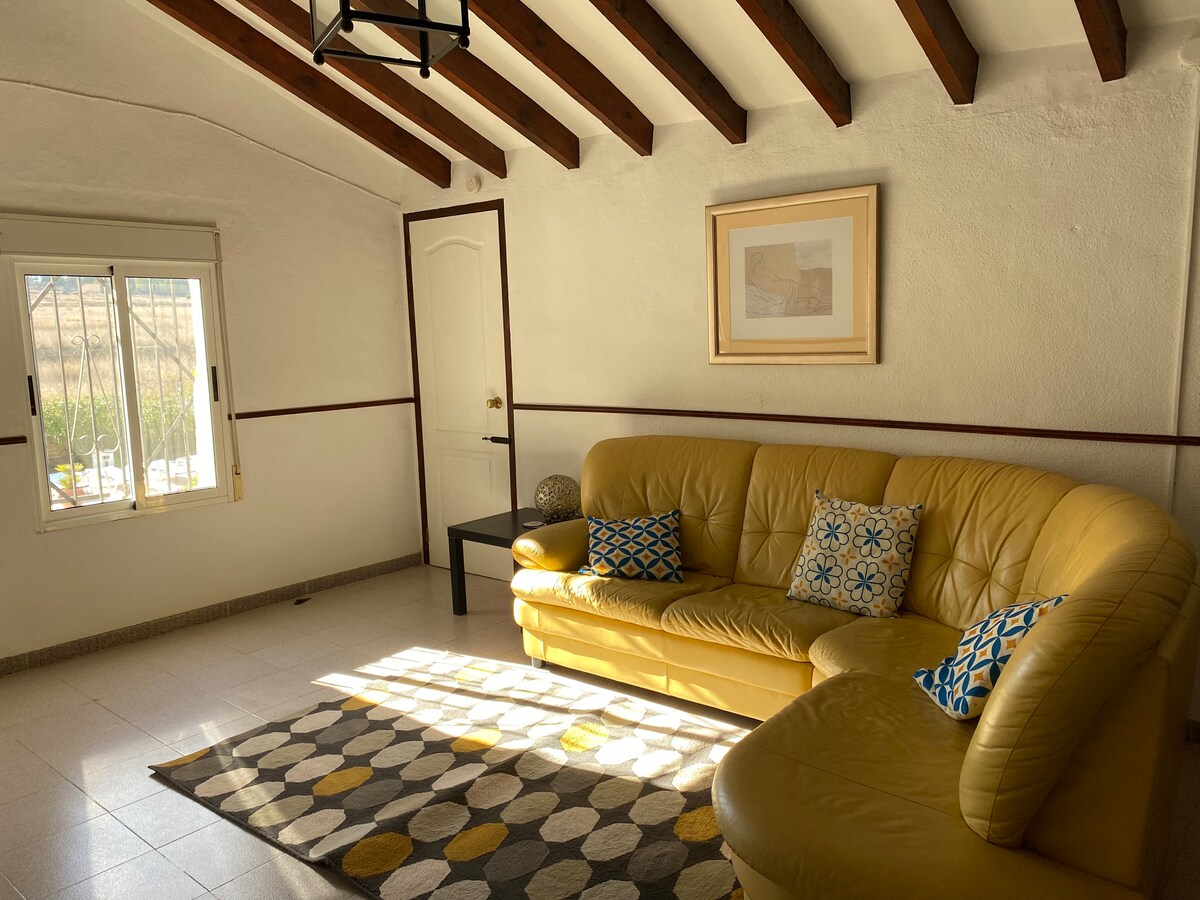 Proprietà Airbnb di successo: 2 Bedroom apartment in a country home near Pinoso a Comunitat Valenciana