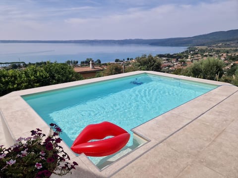 VillaSpaLuxLake