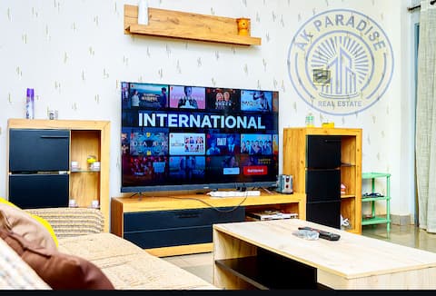 Luxury apartment + IPTV + Wi-Fi, 5 min OUAGA2000