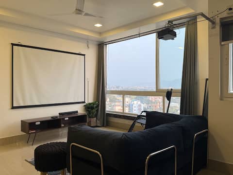 Haven-duplex getaway (Central Ghy Skyline View)