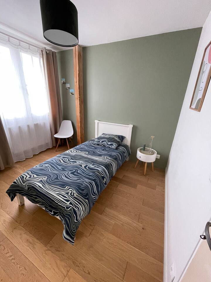 საძინებელი 3