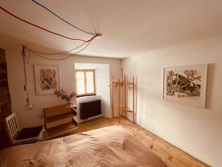 เตียงคิงไซส์พร้อมวิว Carigiet Original Litho