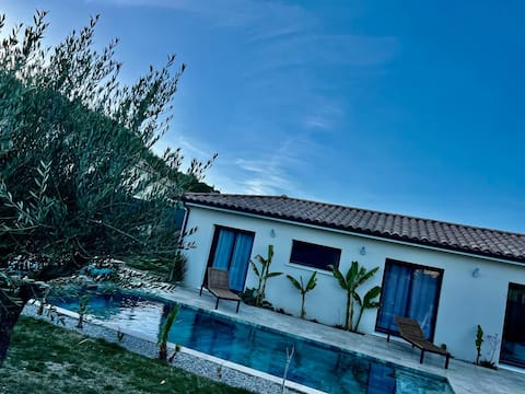 Villa T5 with pool
