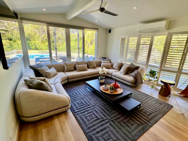 Shoreham Family Beach Paradise gallery image 3