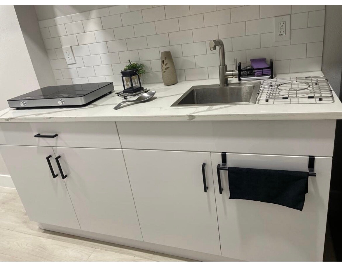 Top Airbnb: Beautiful brand new apartment in Buenaventura Lakes