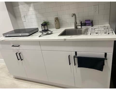 Top Airbnb: Beautiful brand new apartment in Buenaventura Lakes