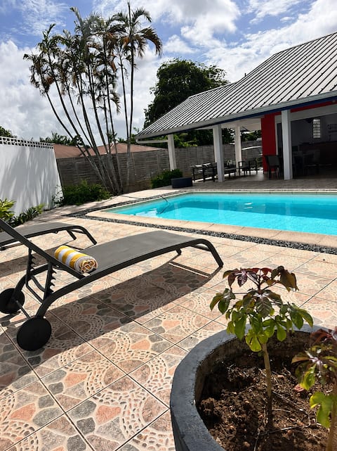 Villa Tropicana – Private Pool – Near Beaches
