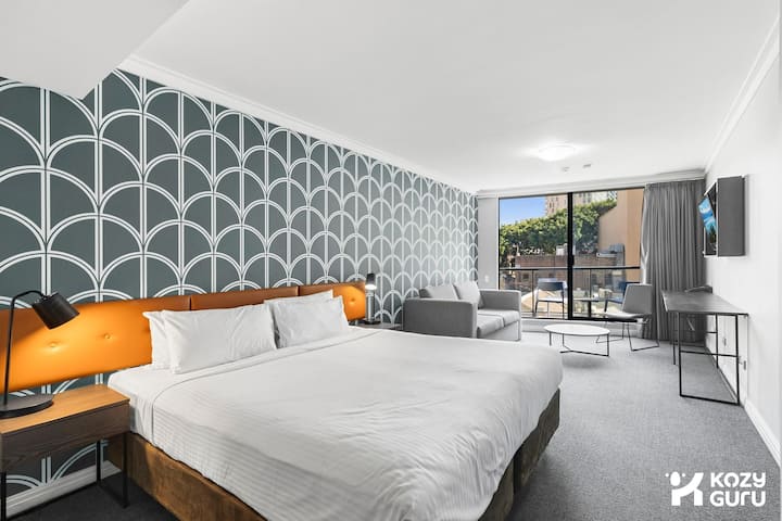 Kozyguru | Haymarket | Best Location Studio - Sidney, Australia