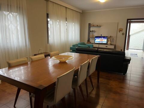 Anúncio popular: House in downtown Águas de Lindóia with jacuzzi em águas De Lindóia