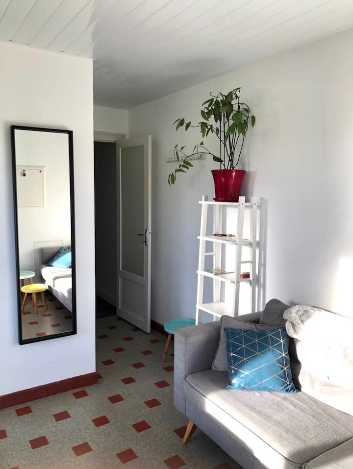 T2 Lumineu Avec Belle Vue Dégagée Et Jardin - Hasparren