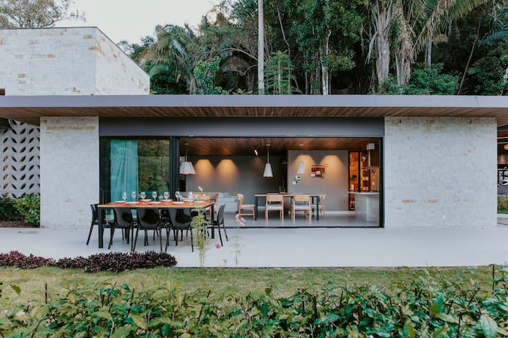 ÍZI Stays managed Airbnb listing 1
