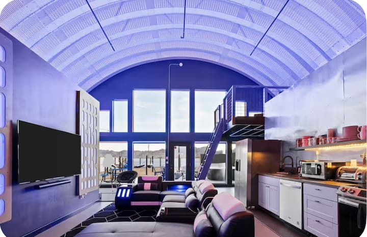 Open Starship, space pods, Hottub, POOL, 8 mi JTNP - Houses for