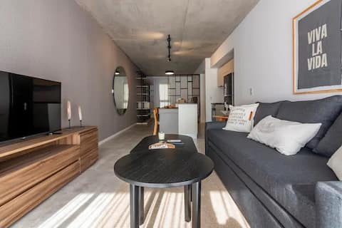 Successful Airbnb property: NEW Stylish and Modern Condo in Chacarita