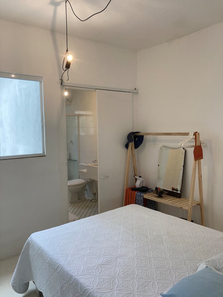 საძინებელი 1