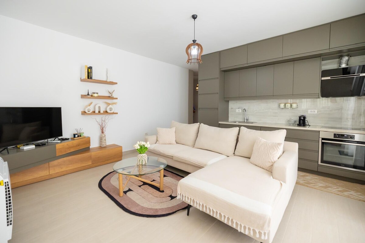 Listing 1085267305867659047