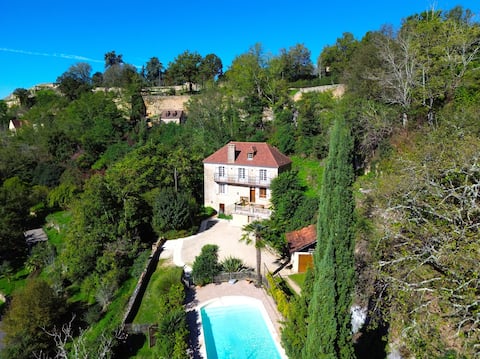 Mansion House+heated pool/AC/speed wifi in Domme