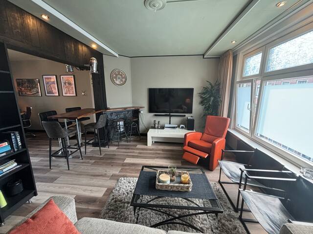 Zonnig modern 3 kamer appartement vlakbij Centrum