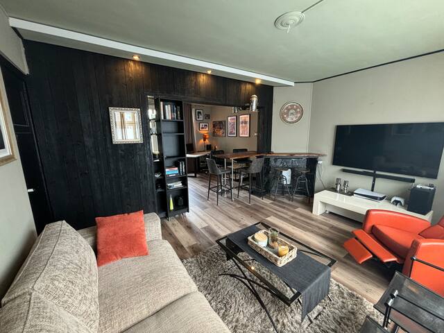 Zonnig modern 3 kamer appartement vlakbij Centrum gallery image 2