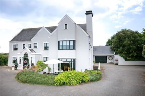 Ballyumpton house near beach & golf courses