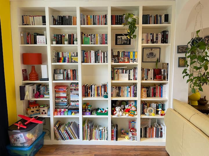 Family Home In A Vibrant Area, 4 Bed + Garden - Brentford