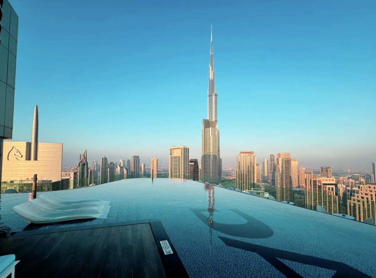 2 Bedroom Furnished Apartment with Burj Khalifa View 5
