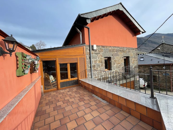 Casa Villaduranchi

Vutle1086 - Villablino