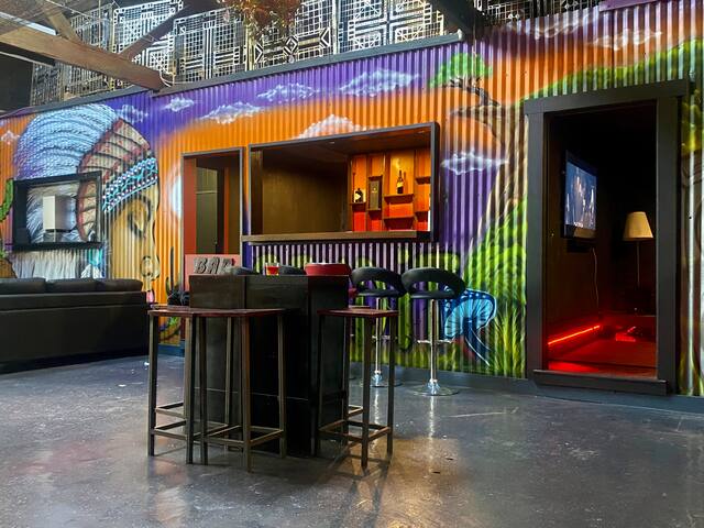 Venue, Party, Entertain, Stay gallery image 5