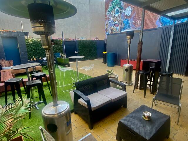 Venue, Party, Entertain, Stay gallery image 2