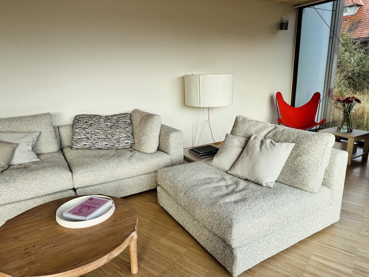 Top Airbnb: vakantiehuis, zicht op de duinen, dicht bij de zee in Koksijde