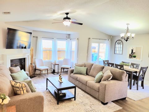 Beautiful Home in the Heart of Chesapeake!