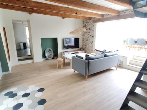 Top performing Airbnb: House between Saint-Malo and Mont-Saint-Michel in Saint Méloir Des Ondes