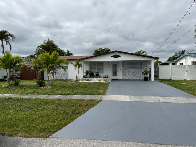 NEW Tropical Haven – Near Hard Rock & FLL Airport gallery image 5