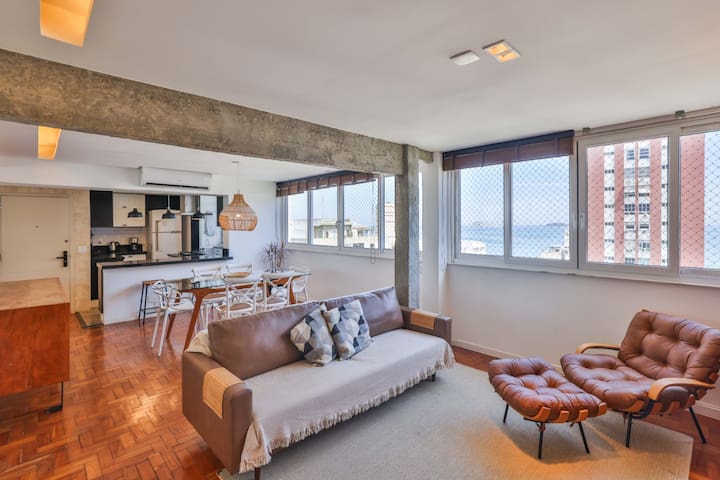 Vista Mar 2qts reformado, metrô e 300m da praia!