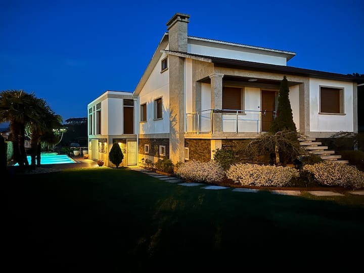 Villa Elvira - Riveira