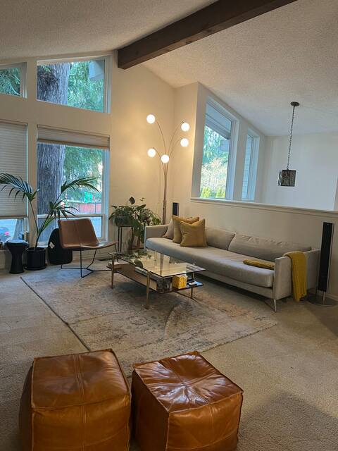 Cozy & Spacious 3br/2ba Getaway