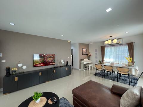 AnnaHome5@Latkrabang