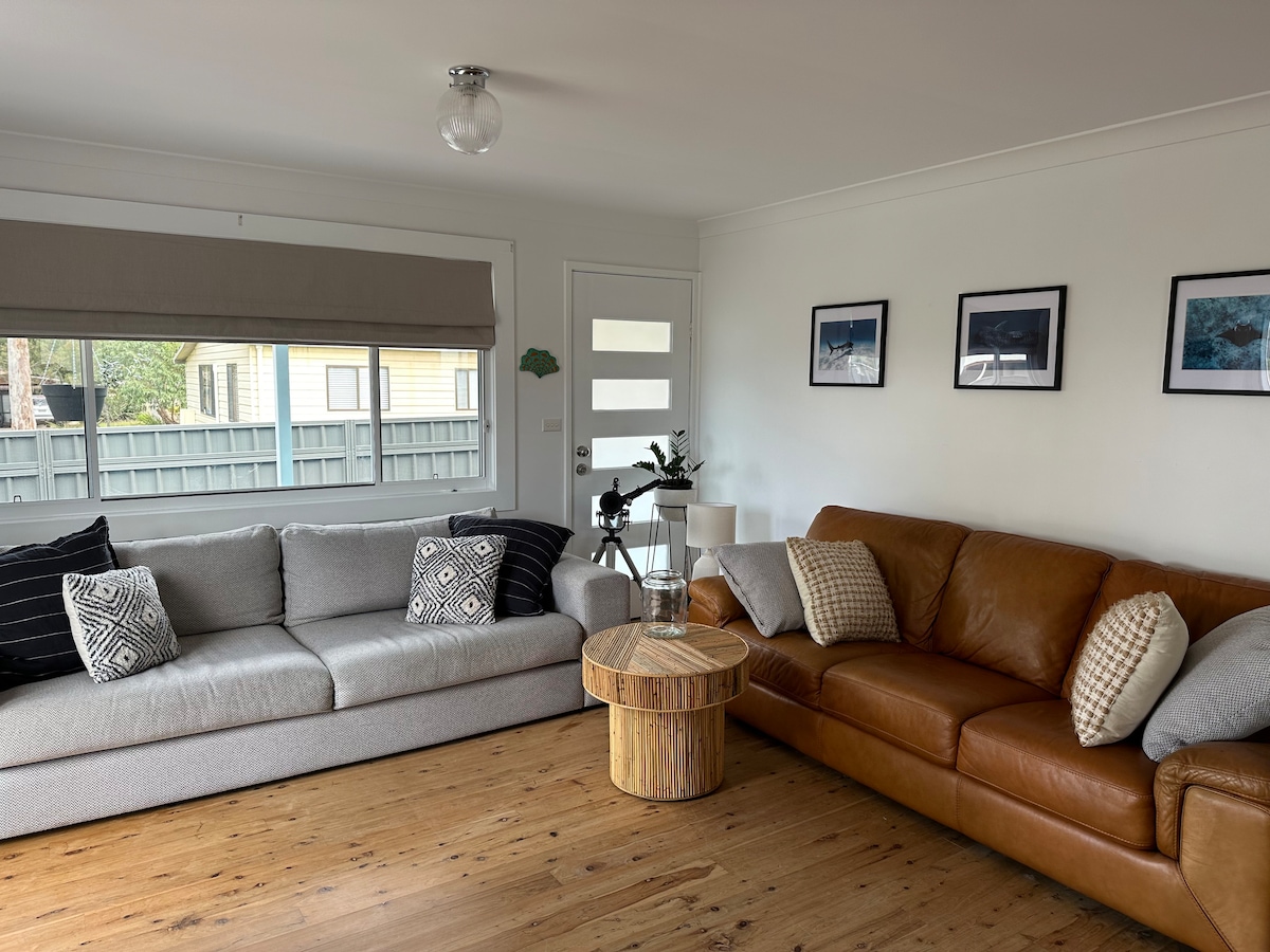 Popular Airbnb listing: Blue belle in paradise in Callala Bay