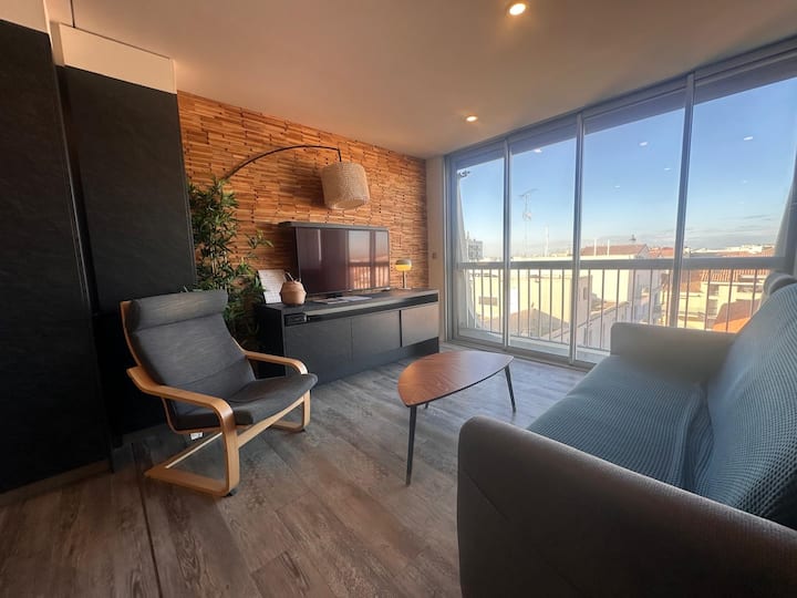 Les Pieds Dans L'eau - Appartement Moderne à 50 M - Le Grau-du-Roi
