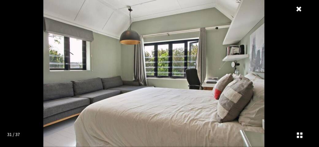 Cape Town Southern Suburbs Bliss gallery image 5