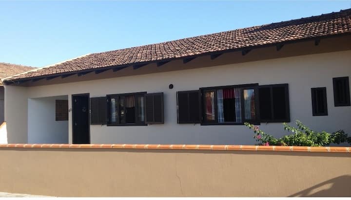 Casa Ampla Menos De 90m Do Mar - Navegantes